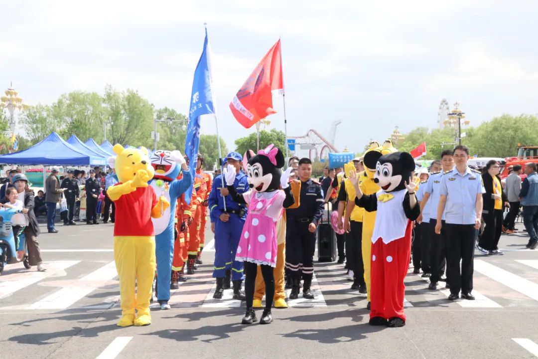 “粽”享“六一”时光 安全唱出“好戏”——鄂尔多斯市举行2025年“安全生产月”主题宣传活动侧记