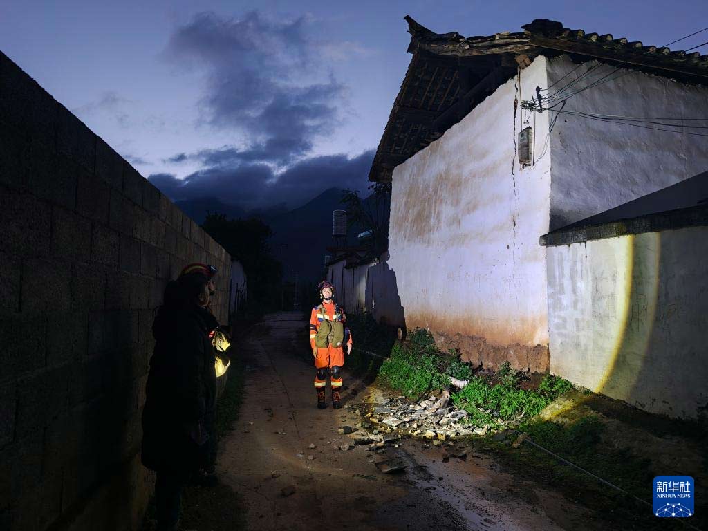 云南洱源发生5.0级地震 震感明显