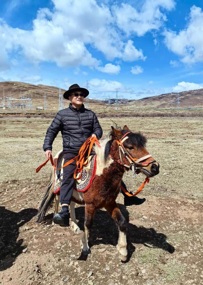 一声“金扎西”,一生援青情——第五批上海援青干部金春早的援青答卷 一声“金扎西”,一生援青情——第五批上海援青干部金春早的援青答卷