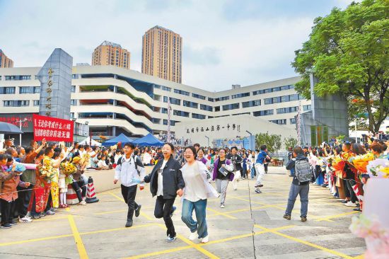 2025年高考顺利结束 云南省考生6月25日左右可查成绩