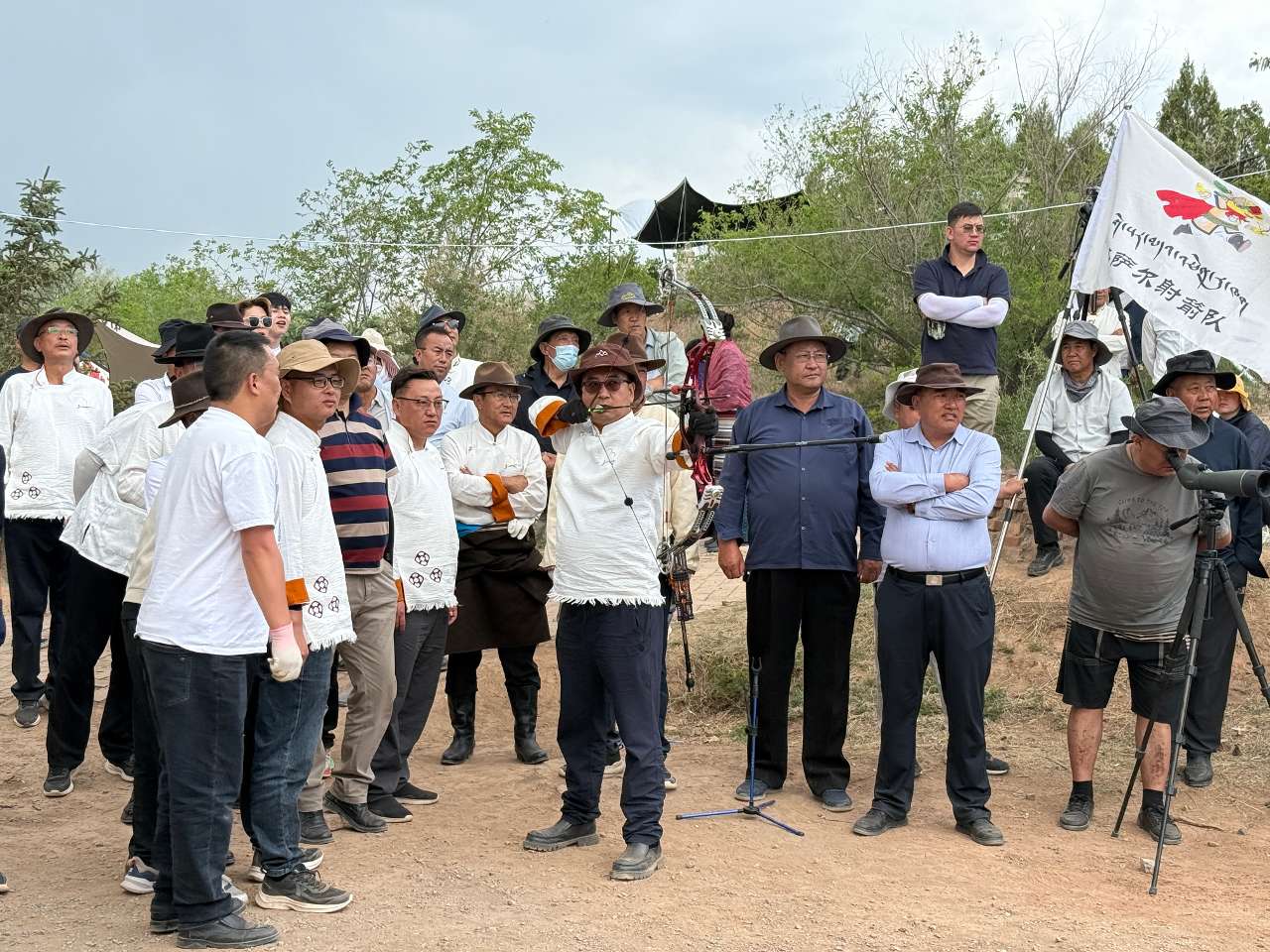 青海:西宁地区第三十七届藏族文化艺术节开幕 青海:西宁地区第三十七届藏族文化艺术节开幕