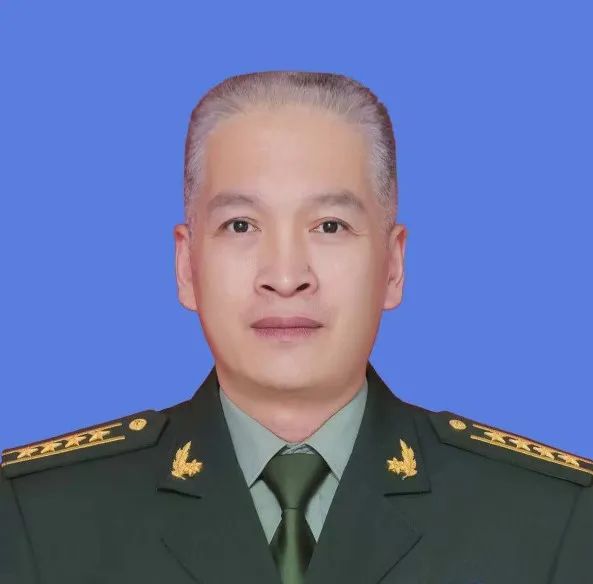 军总名医 | 深耕关节疾病领域33载，他用医术点亮患者新生