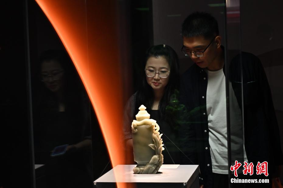 山西展出230余件纵跨五千年的中国古代玉器