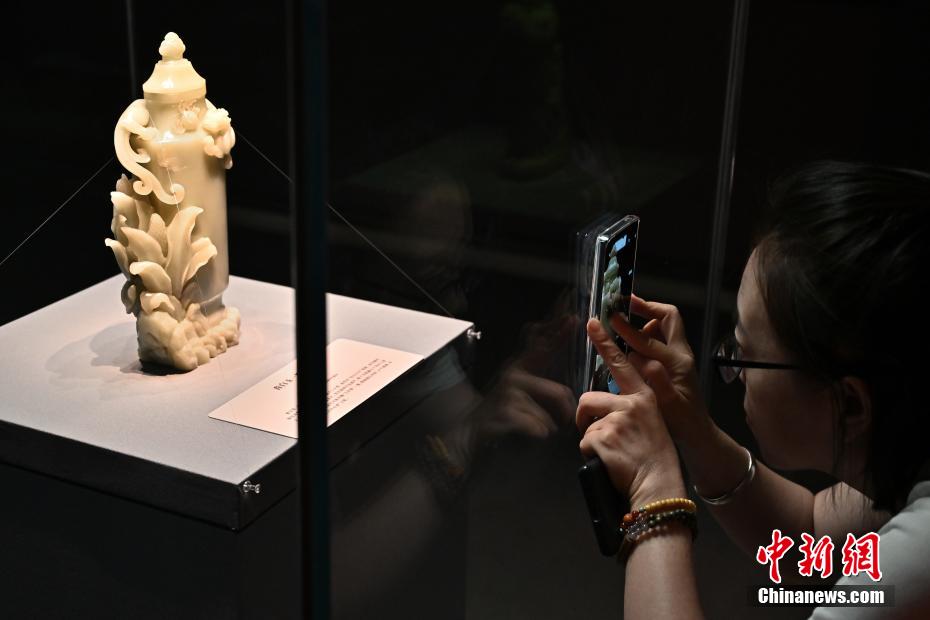 山西展出230余件纵跨五千年的中国古代玉器