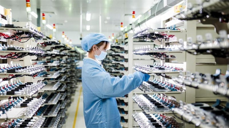 行进中国｜材料“变魔术” 小粉末释放大能量