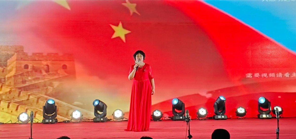 “家门口的幸福 唱响基层新篇章” ——第三届“聆听‘凤’音 心潮音乐会”华彩收官 “家门口的幸福 唱响基层新篇章” ——第三届“聆听‘凤’音 心潮音乐会”华彩收官