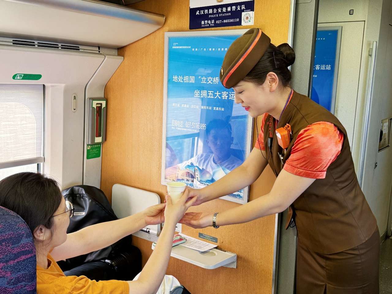 铁路暑运7月1日启动 武铁日均增开旅客列车60列提升运力