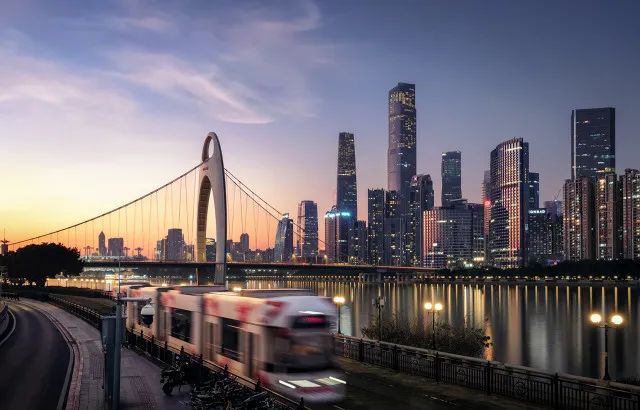今起，成都⇌北上广深，睡一觉就到，连接多个国家级城市群！