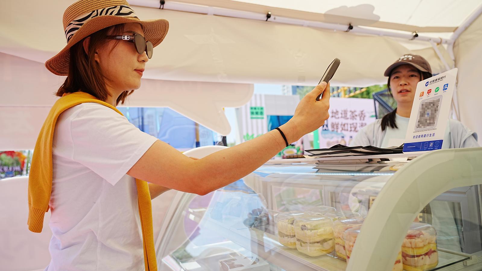 周末来点多巴胺！首届“酵醒宁夏·面包出塞节”热力十足