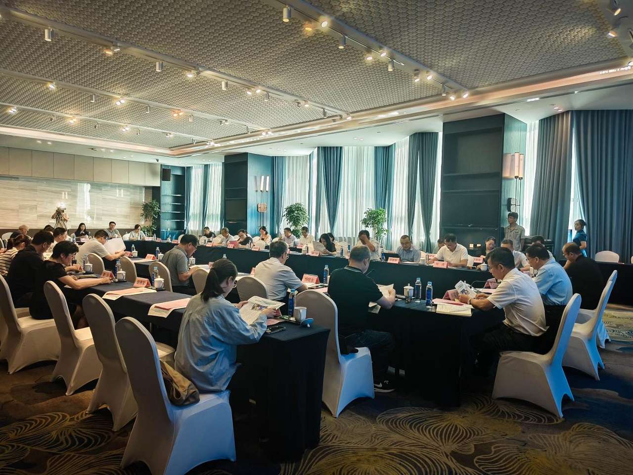 广西社科联着力构建人工智能“双飞地”协同体系