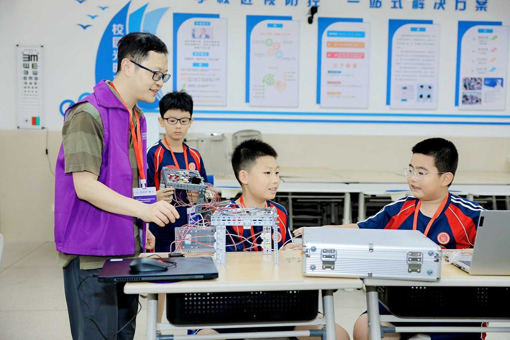 聚焦智能设计 全国青少年劳动技能大赛重庆赛区复赛启幕