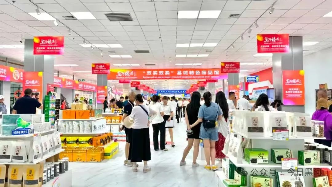 牢记嘱托 奋力谱写中国式现代化黑河新篇章 | 消费热潮涌动 烟火活力升腾——黑河市多举措激发消费新动能