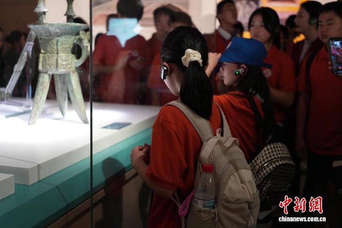 海外华裔青少年走进河南安阳殷墟博物馆感受商文明 海外华裔青少年走进河南安阳殷墟博物馆感受商文明