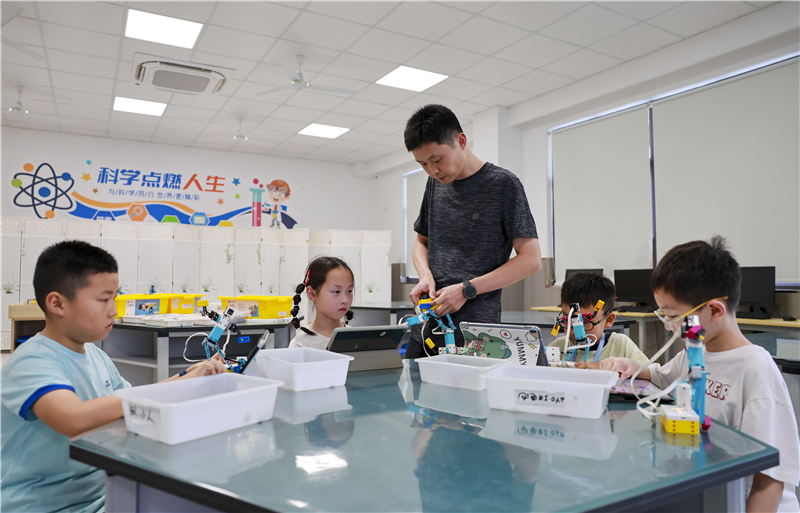 江苏泰州:多彩暑假助成长