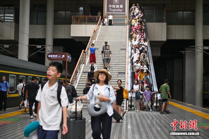 从古城西安到盛京沈阳——K2046次列车的盛夏之约