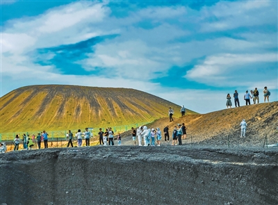 暑期旅游,解锁更多玩法(大数据观察·暑期消费)