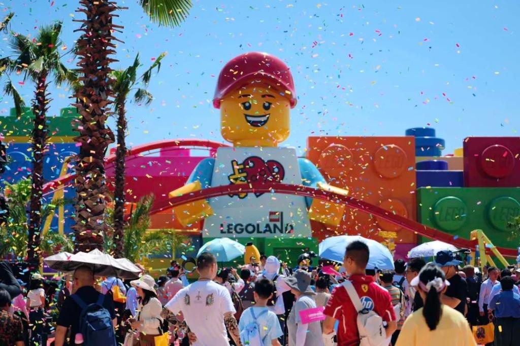 乐园游升温 激发消费新活力