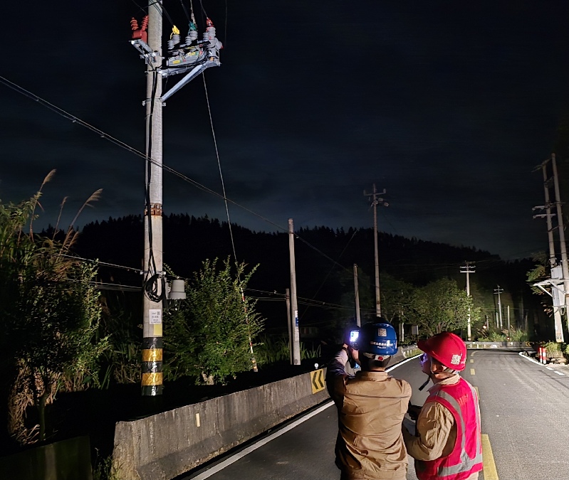 永泰供电:为电网测温“把脉” 全力确保迎峰度夏安全供电