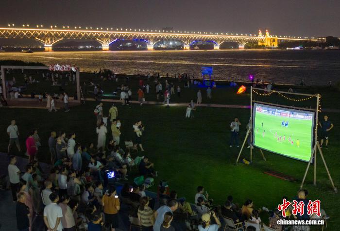 “苏超”联赛正酣 “第二现场”持续火热