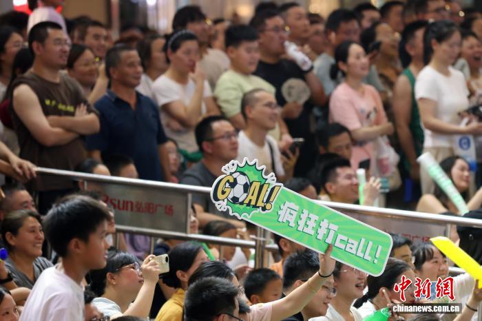 “苏超”联赛正酣 “第二现场”持续火热