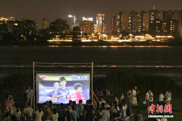 “苏超”联赛正酣 “第二现场”持续火热