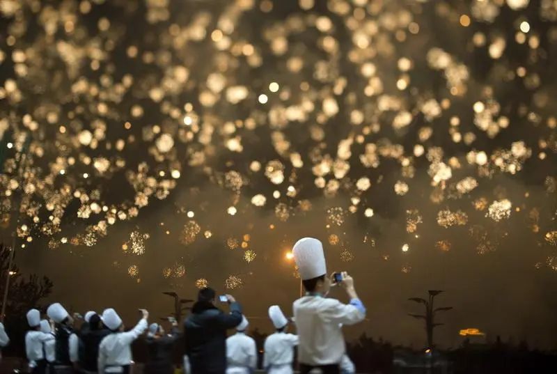 “繁花竞放—新时代全国摄影精品巡展”鄂托克旗站即将启幕