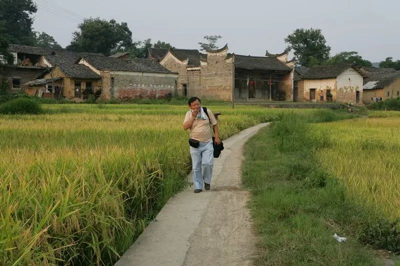 倔强的一生：怀念恩师胡彬彬教授