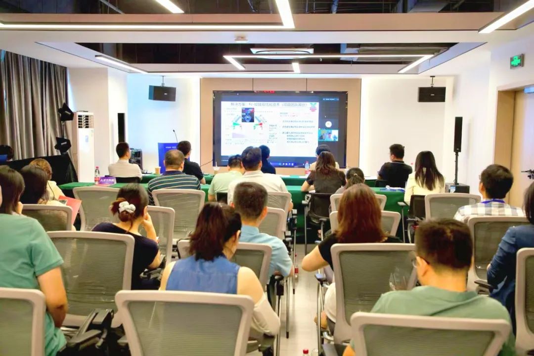 3551创业大赛生命大健康赛区和人工智能赛区初赛举行，30个项目晋级复赛