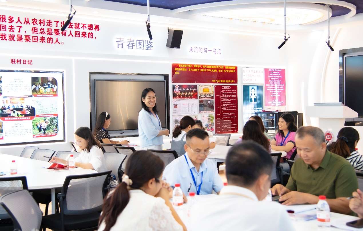 广西百色：奏响协同育人“大合唱”