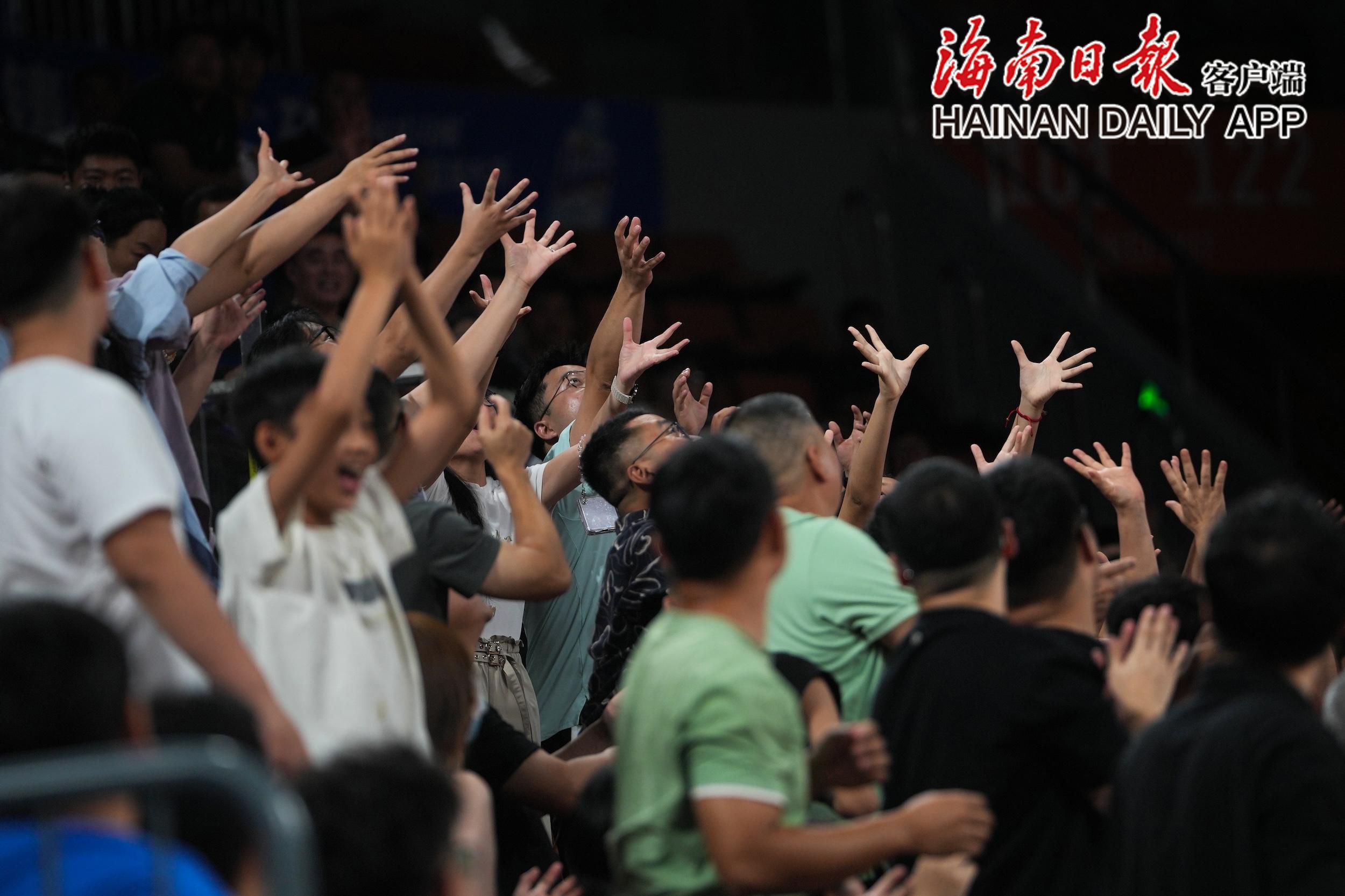 2025三亚中美国际篮球明星赛鹿城开打