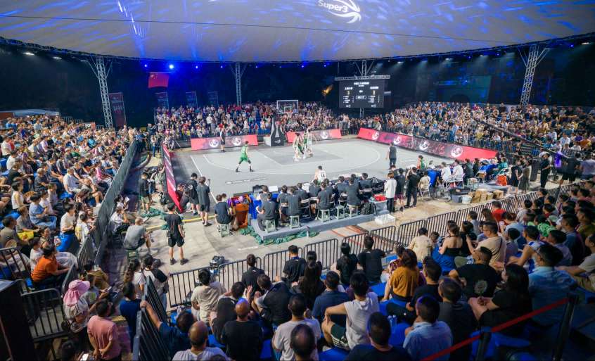 超三联赛秭归争霸赛开战 篮球热引燃文旅消费潮