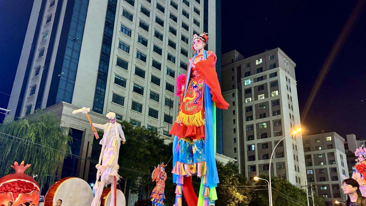 青海省民族团结进步宣传月活动启动 青海省民族团结进步宣传月活动启动