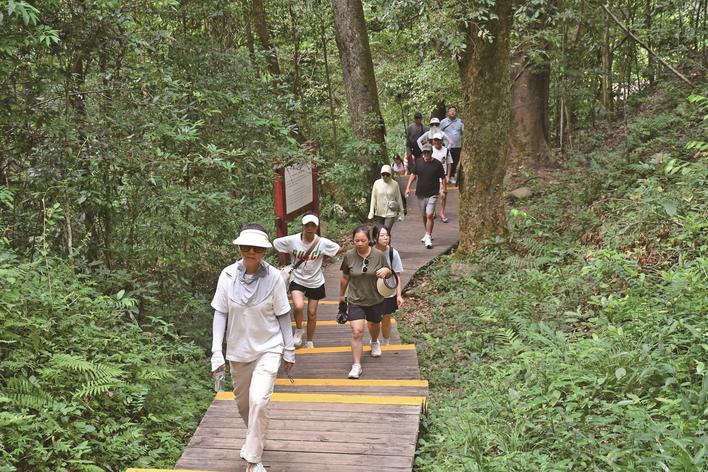 福建环大金湖:“文明旅游+”焕发新风采