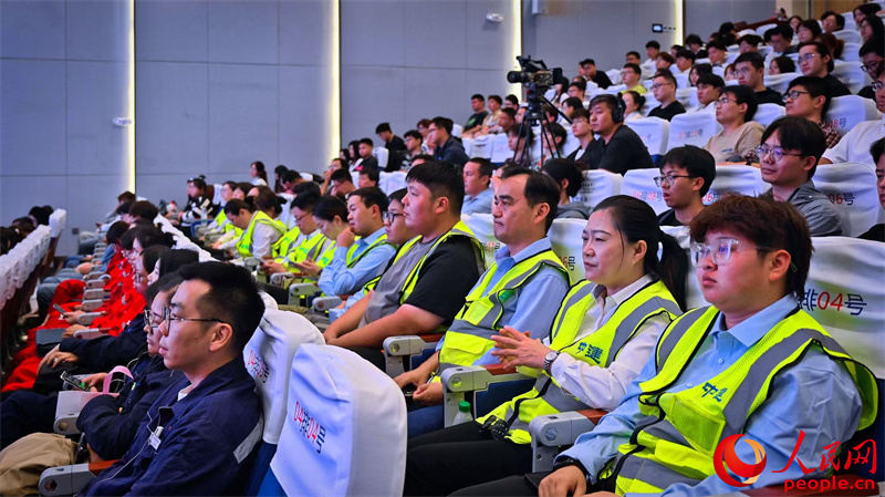 凝心铸魂跟党走 团结奋斗新征程——中国工人大思政课·新疆篇报告分享会举行 凝心铸魂跟党走 团结奋斗新征程——中国工人大思政课·新疆篇报告分享会举行