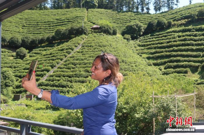 文化观察:海外自媒体达人为何爱上中国之旅?