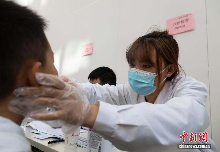 “2025宁夏微笑行动(秋季)”在银川启动