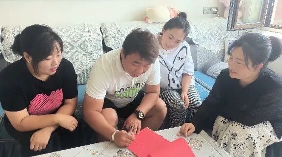 【岭上育新风】扎赉特旗：为爱减负 为幸福加分