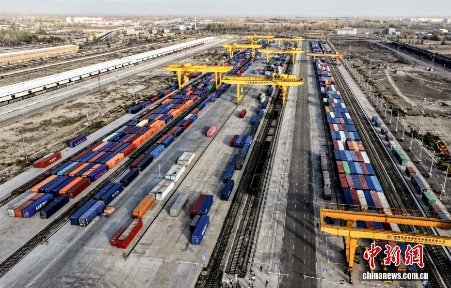 (砥砺奋进七十载 天山南北谱华章)千年丝路展新颜 解锁不一“Young”的新疆 (砥砺奋进七十载 天山南北谱华章)千年丝路展新颜 解锁不一“Young”的新疆