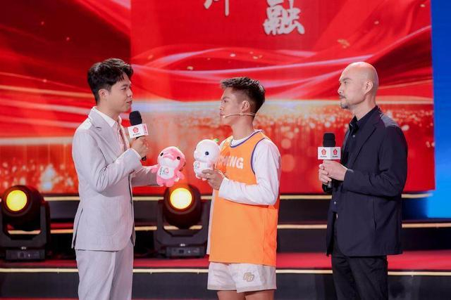 向奋斗者致敬!广东这场主题宣讲报告会鼓劲又走心