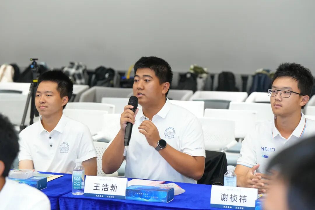 话成长、展未来!陈杰院士与哈工大首届自主智能系统班学子“面对面”