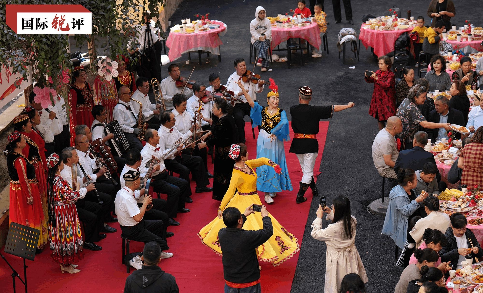 国际锐评丨70年沧桑巨变，新疆这样走出现代化之路