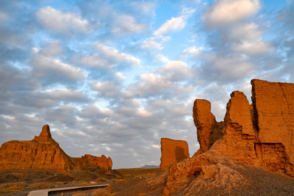 文旅新探·秋游新疆｜新疆库车：聆听千年丝路回响
