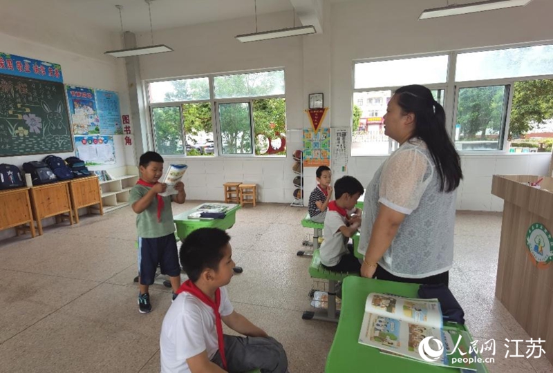 47个娃17名教师，崇明岛上的薪火守望