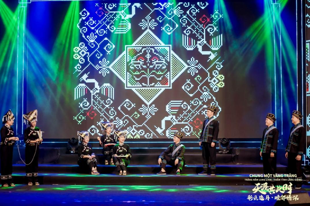 中越携手共明月 文化交流谱新篇 “天涯共此时——彩云追月·睦邻情深” 2025年中越中秋文艺晚会在河内成功举办