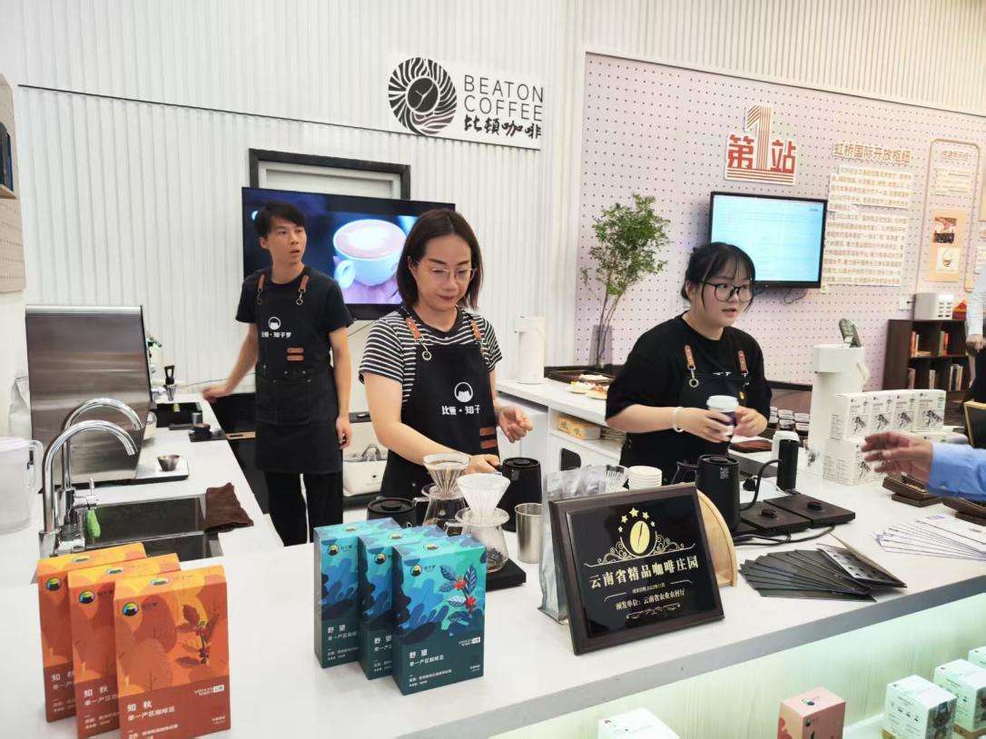 上海虹桥枢纽为来沪流动党员打造“第一站”