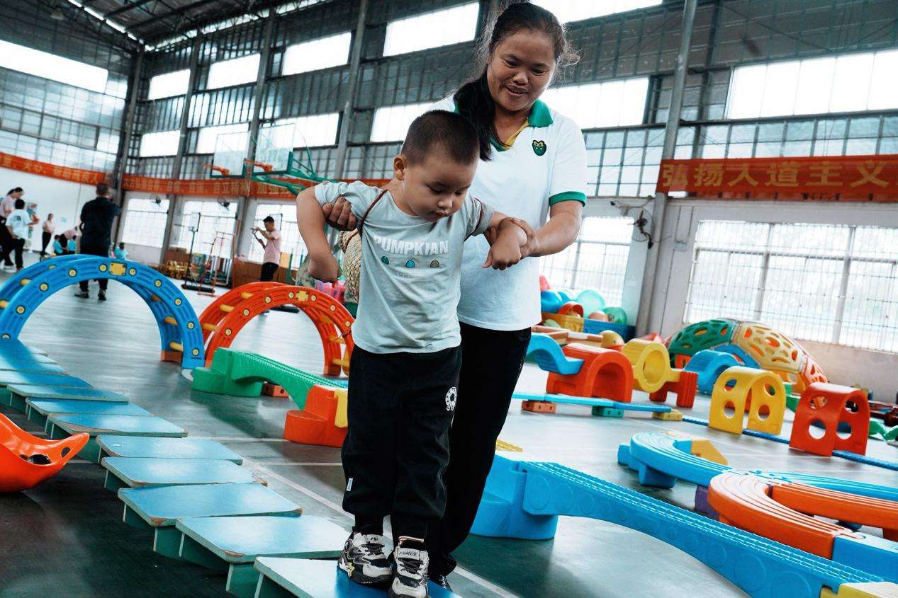 广西来宾：织密关爱服务体系 提升残疾人福祉