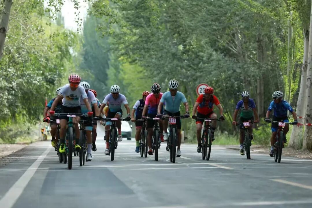 国庆中秋玩转乌什,看这条就够了! 0d20dbe4d86e9505068959265917e39c.jpg