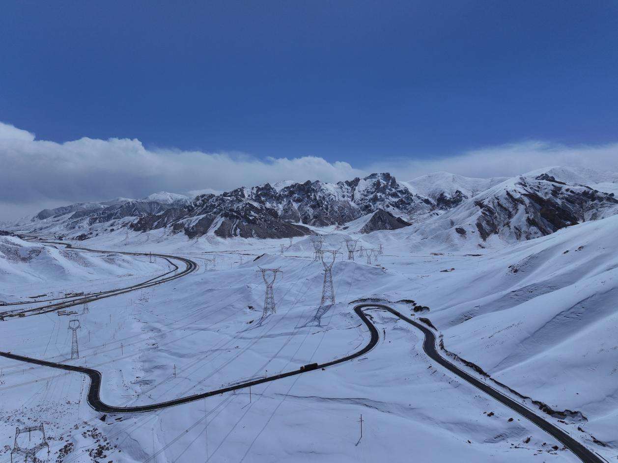 青海苏里乡通上大网电 祁连深处牧歌悠扬