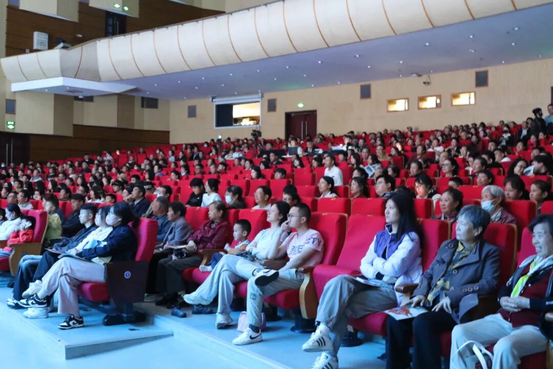 紫金献礼·热血赞歌｜抗日梆子戏《红色交通员》亮相连云港！