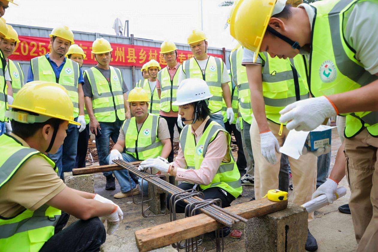 广西建院携手政企共育沿边乡村工匠
